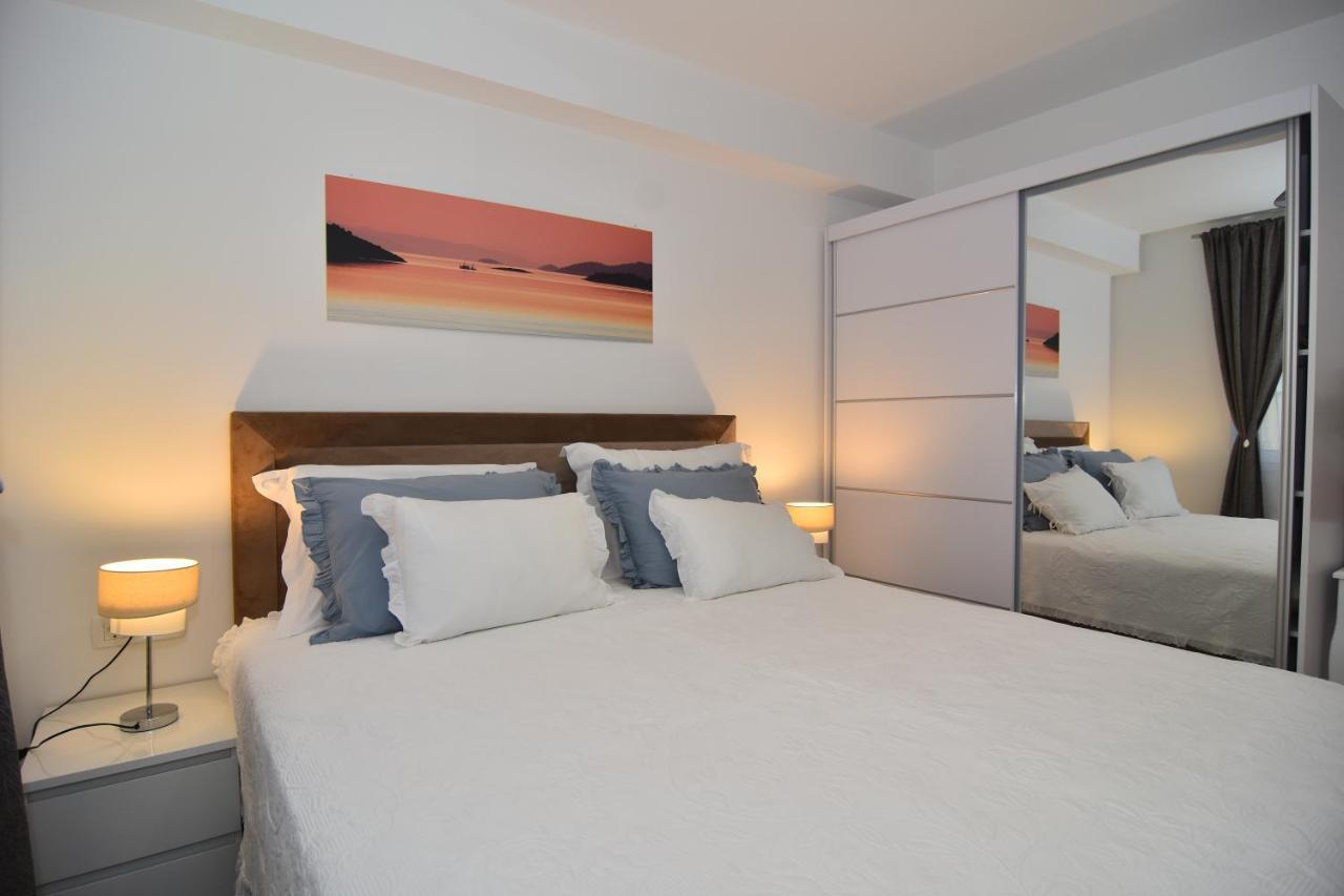 Bruno - Luxury Penthouse With Jacuzzi Apartment Zadar