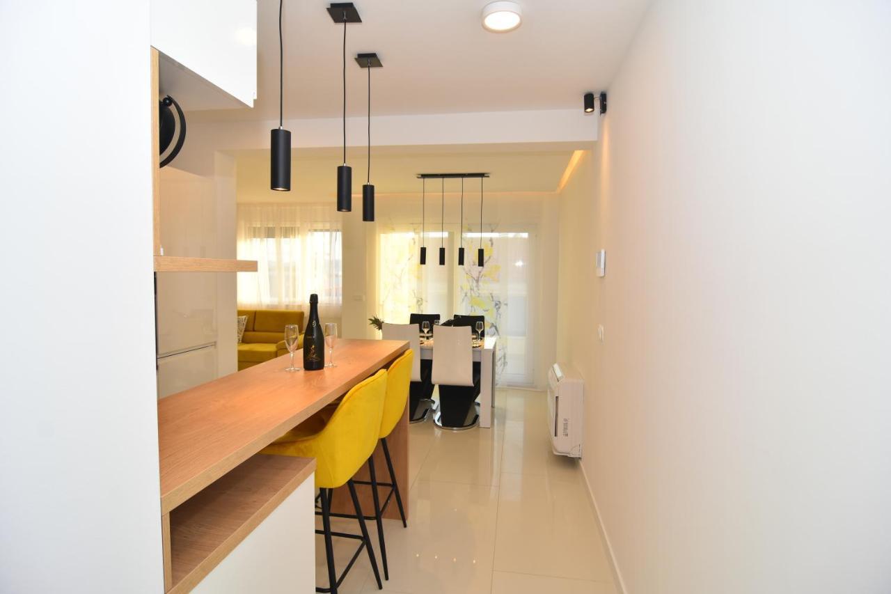 Bruno - Luxury Penthouse With Jacuzzi Zadar